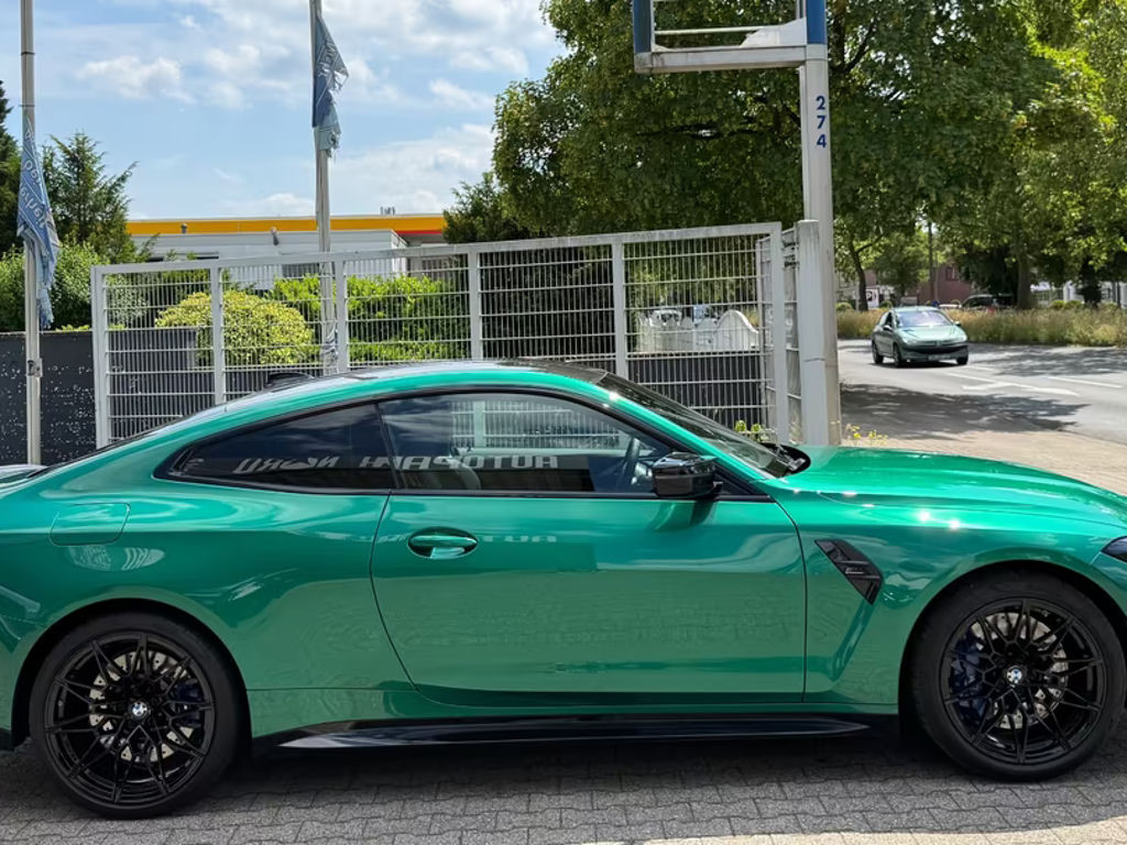 BMW M4