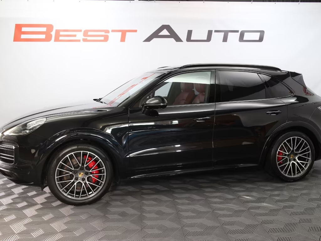 Porsche Cayenne GTS
