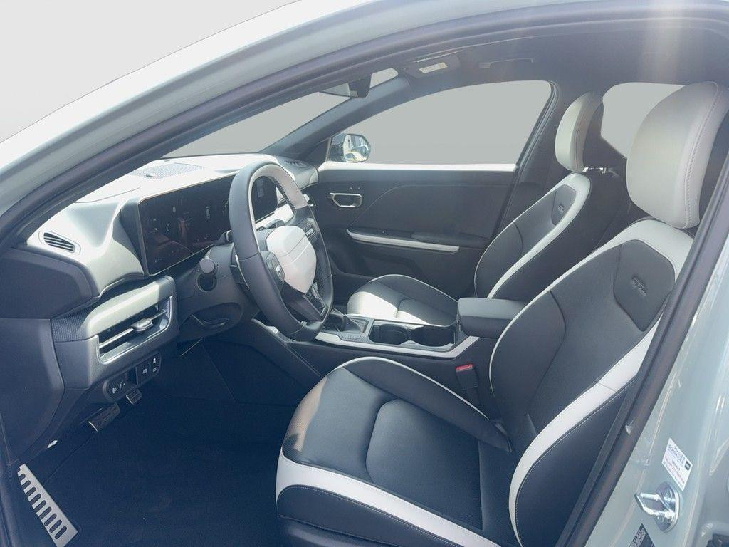 Kia K4