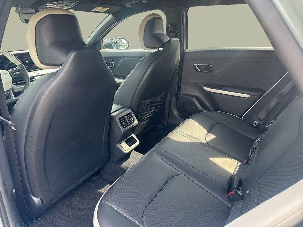 Kia K4