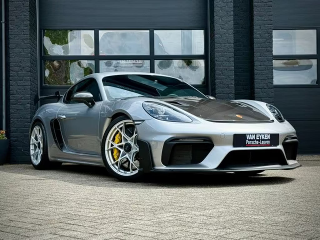 Porsche Cayman RS 718