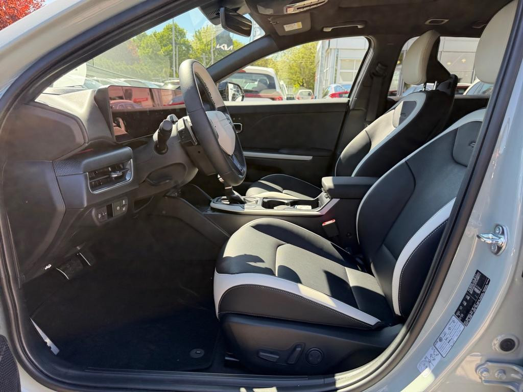 Kia K4