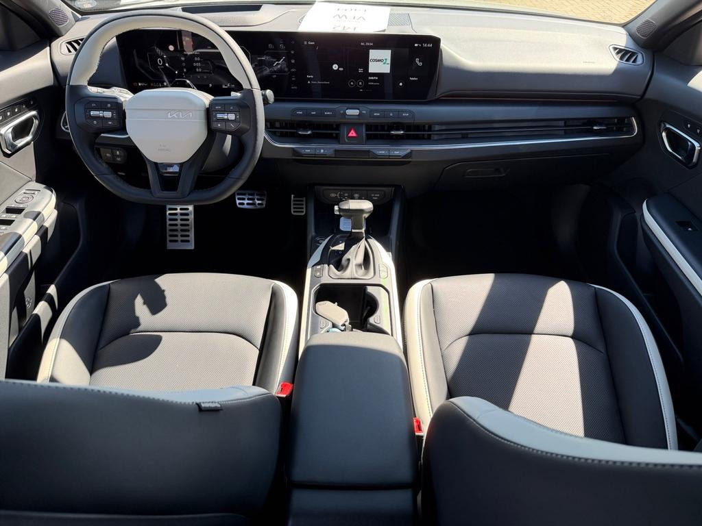 Kia K4