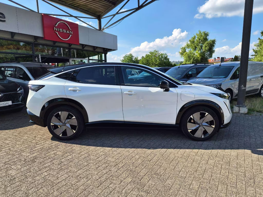Nissan Ariya