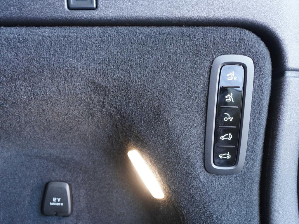 Volvo EX90