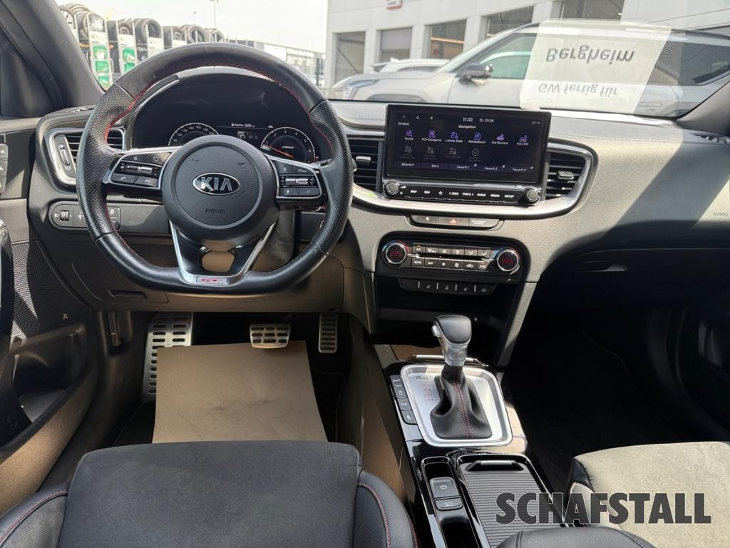 Kia ProCeed