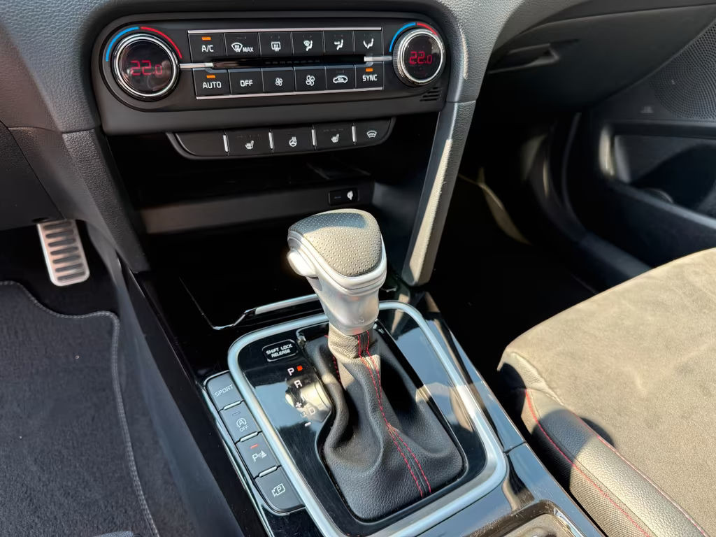 Kia ProCeed