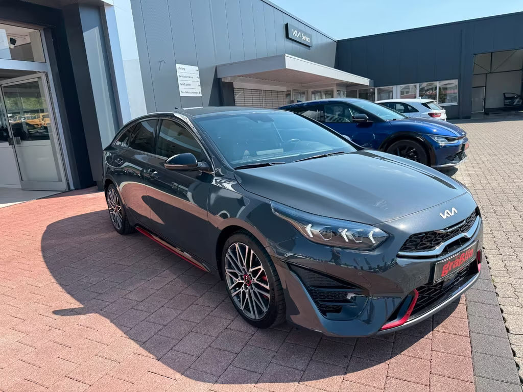 Kia ProCeed