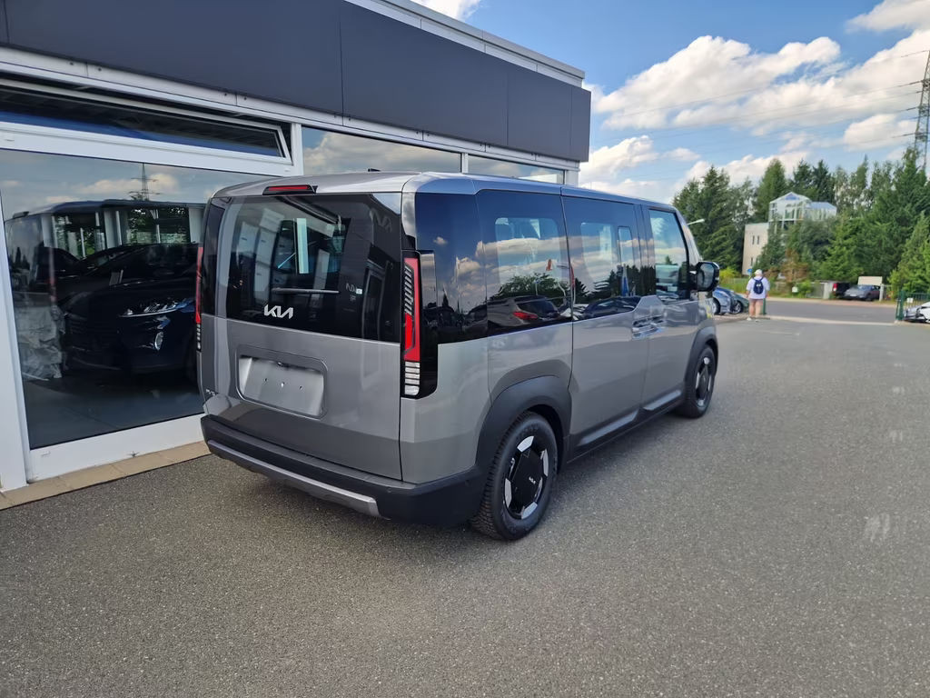 Kia PV5 Passenger