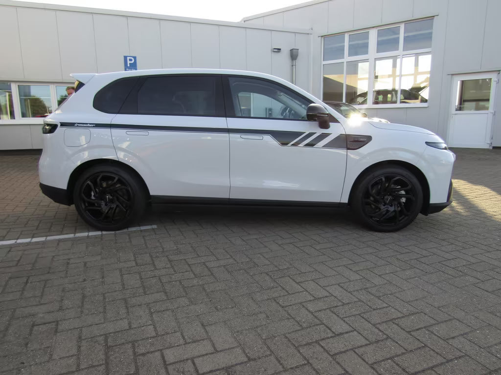 Leapmotor B10