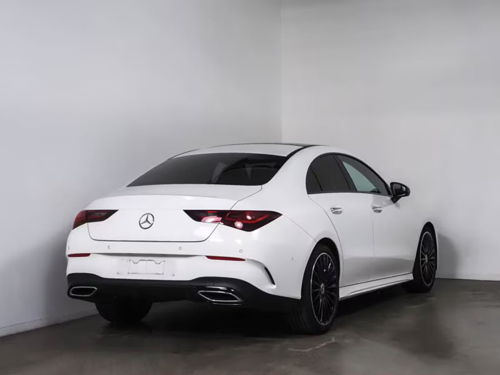 Mercedes-Benz CLA-Klasse CLA 200 AMG Line Coupé CLA 200 d