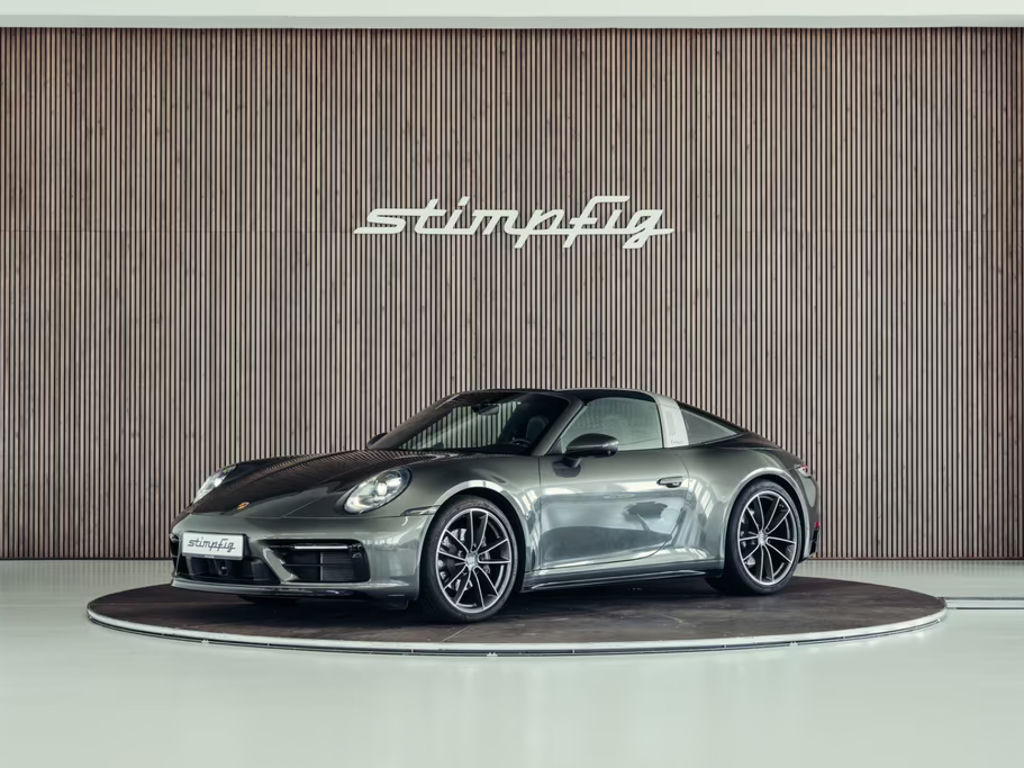 Porsche 911 4 992 Cabriolet Targa