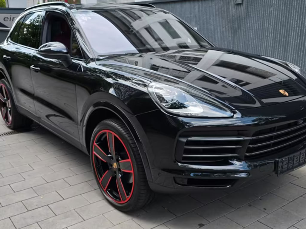 Porsche Cayenne Platinum Edition