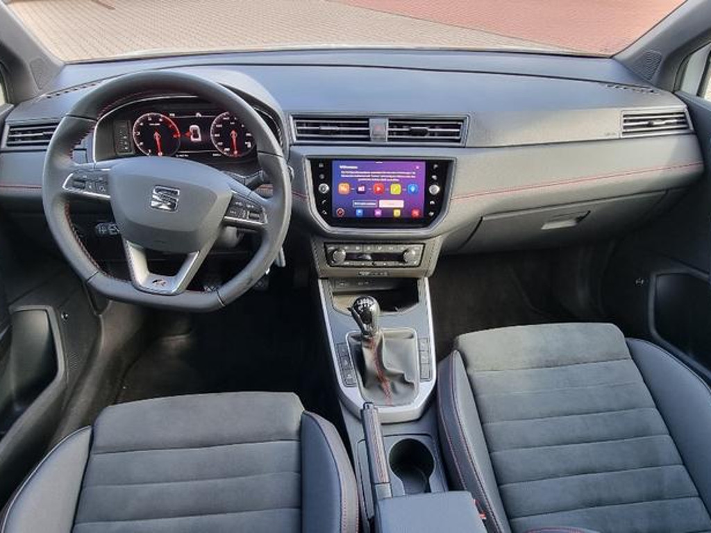 Seat Arona