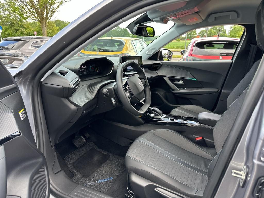 Peugeot e-2008