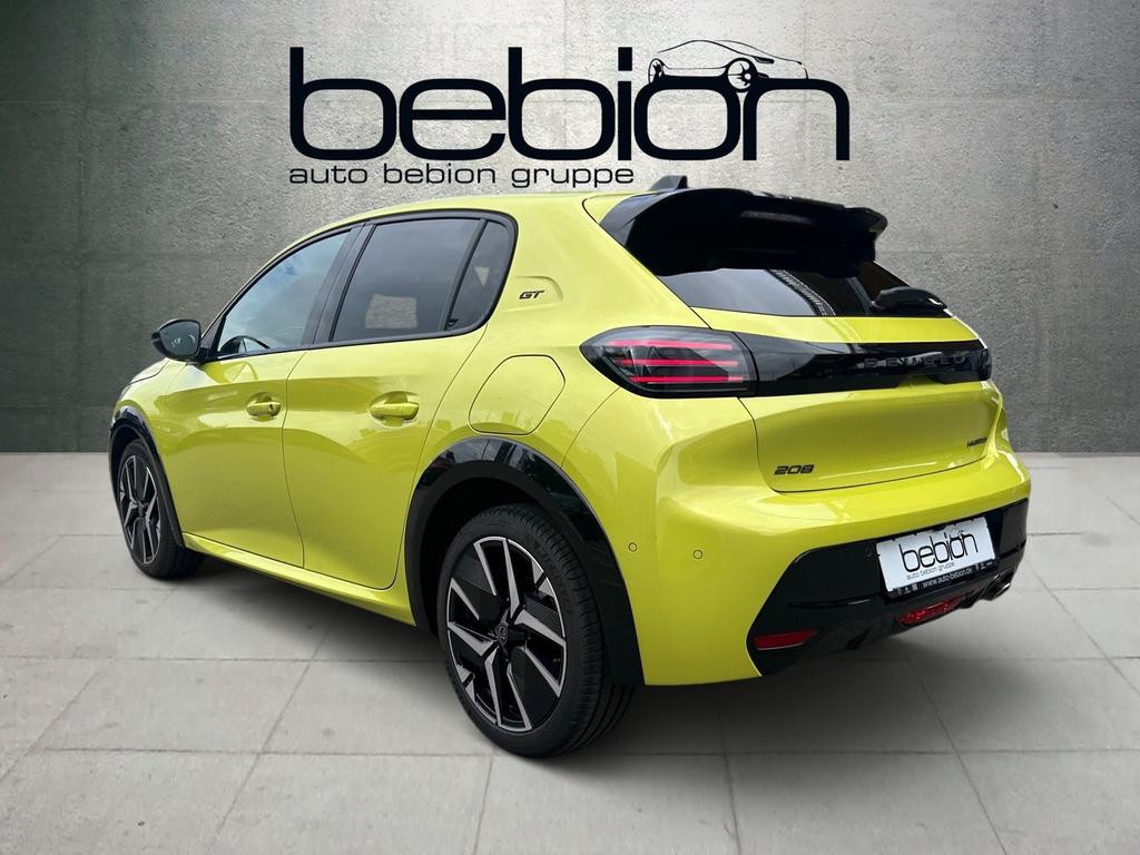 Peugeot e-208