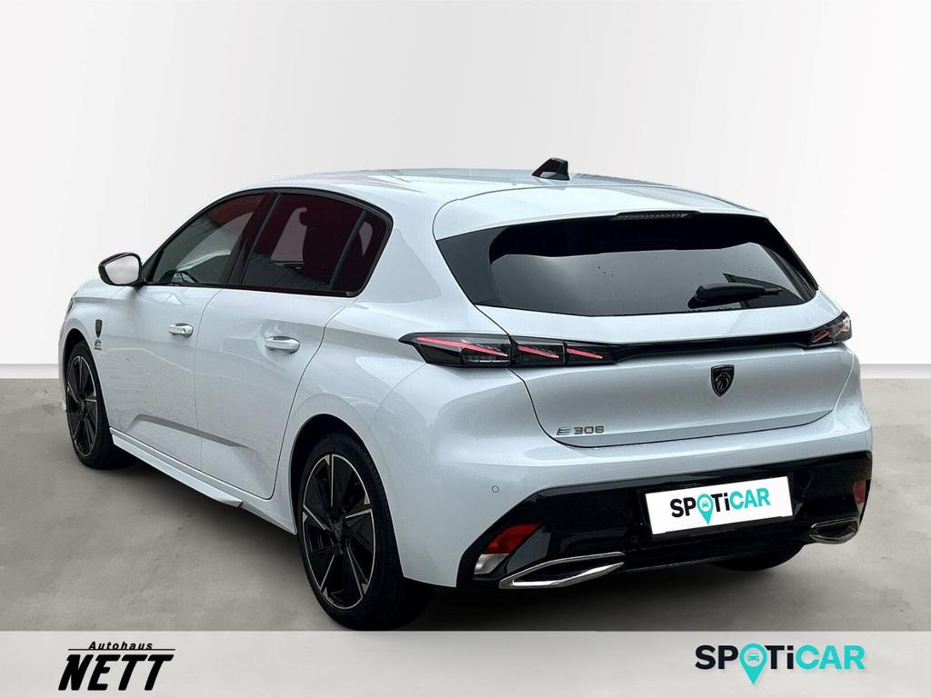 Peugeot e-308