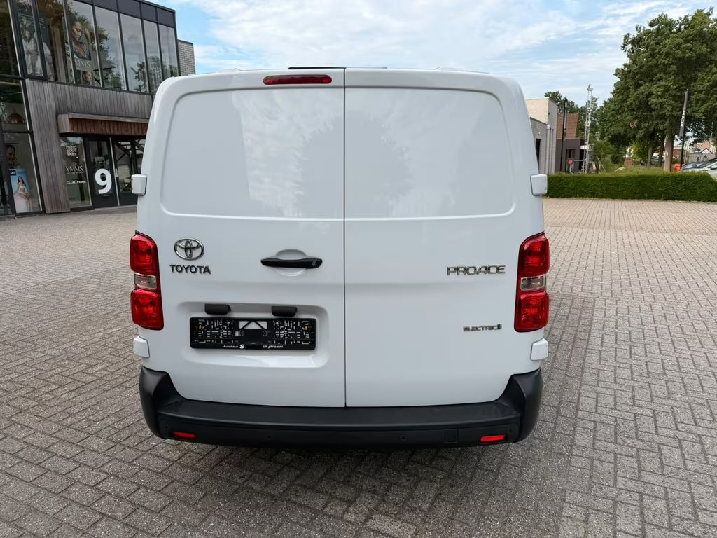 Toyota Proace (Verso)
