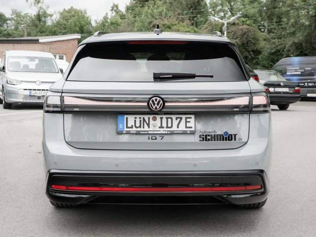 Volkswagen ID.7