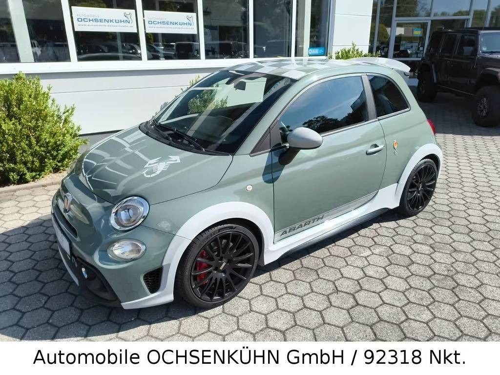 Abarth 695 70th Anniversario