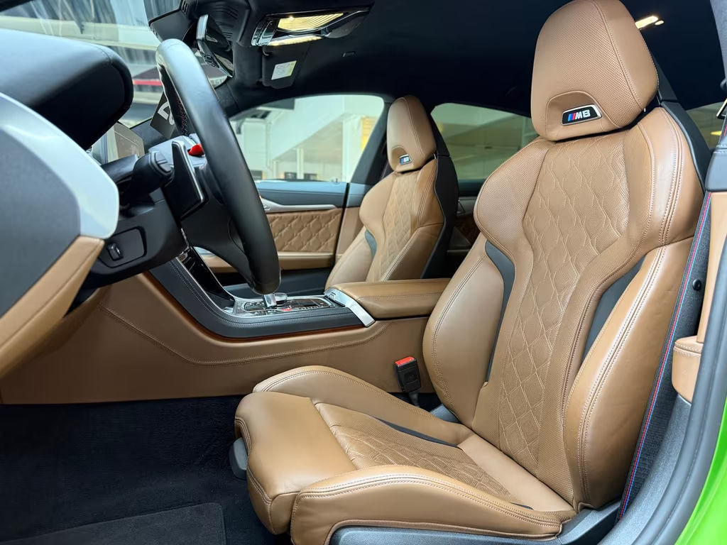 BMW M8