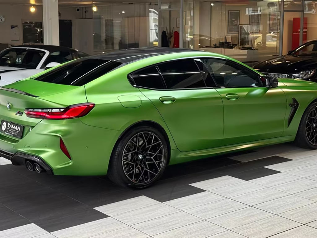 BMW M8