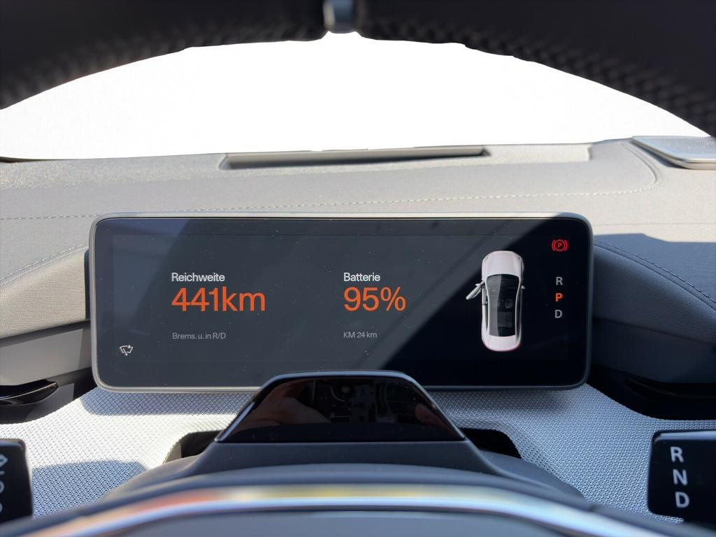 Polestar 4