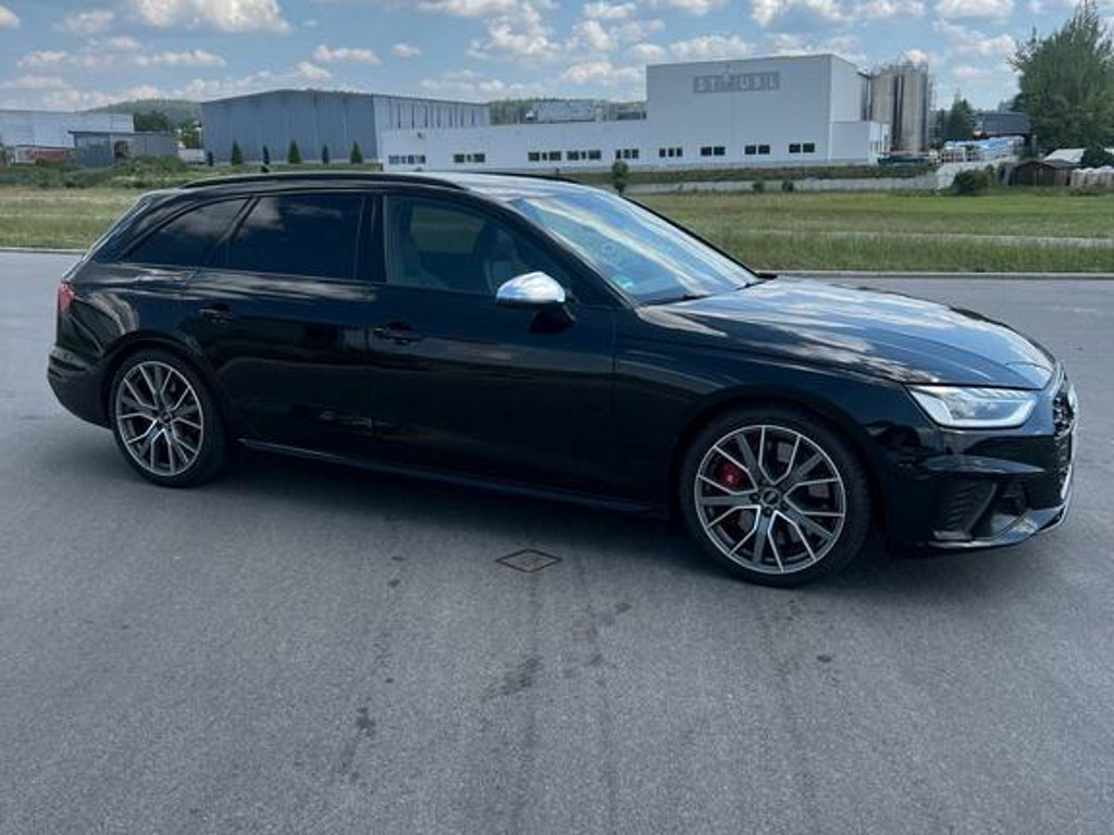 Audi S4