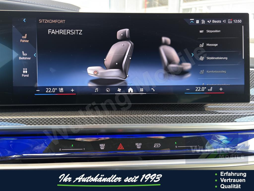 BMW i7