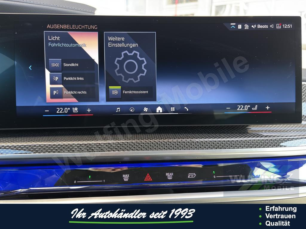 BMW i7
