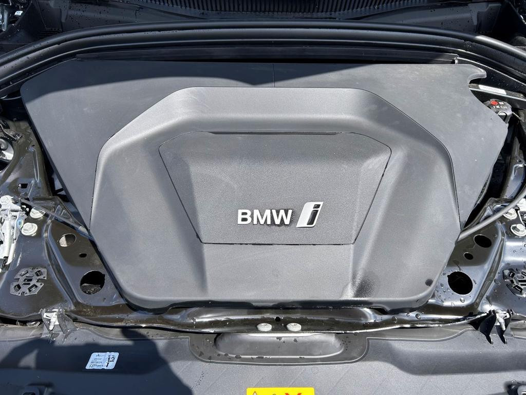 BMW iX2