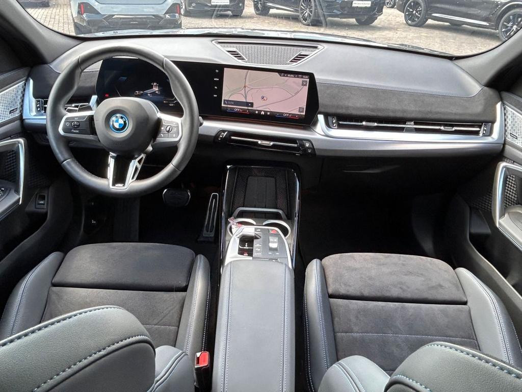 BMW iX2