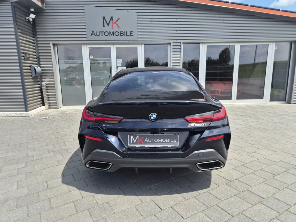 BMW M850