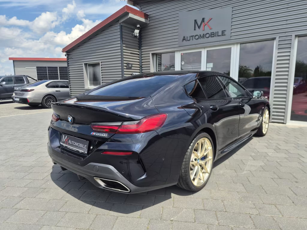 BMW M850