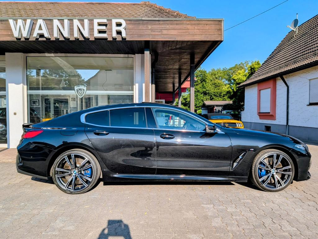 BMW M850