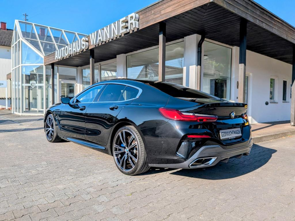 BMW M850