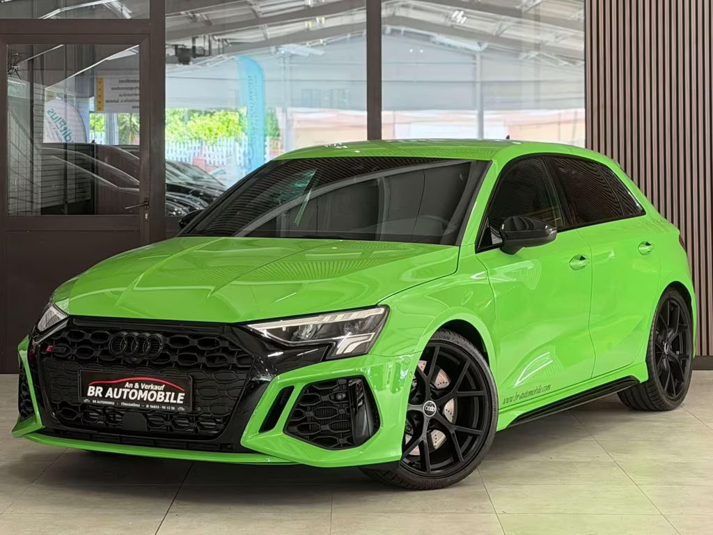 Audi RS3 Sedan Quattro