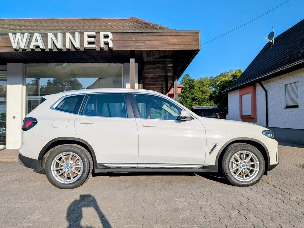 BMW X3 xDrive30e
