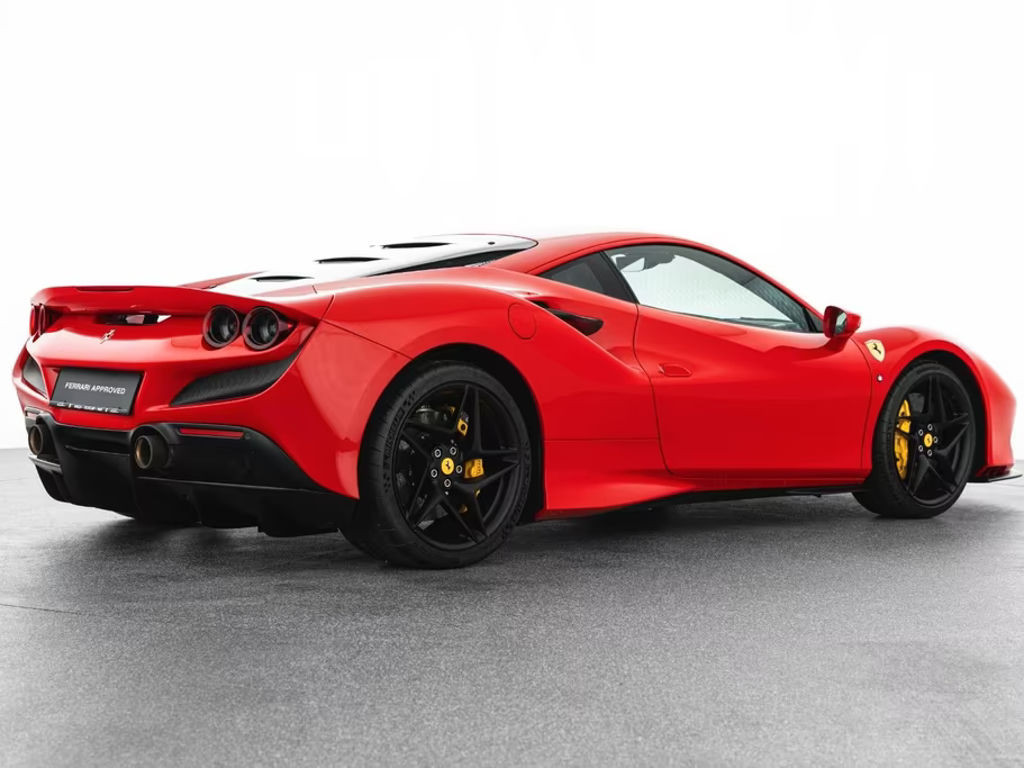 Ferrari F8