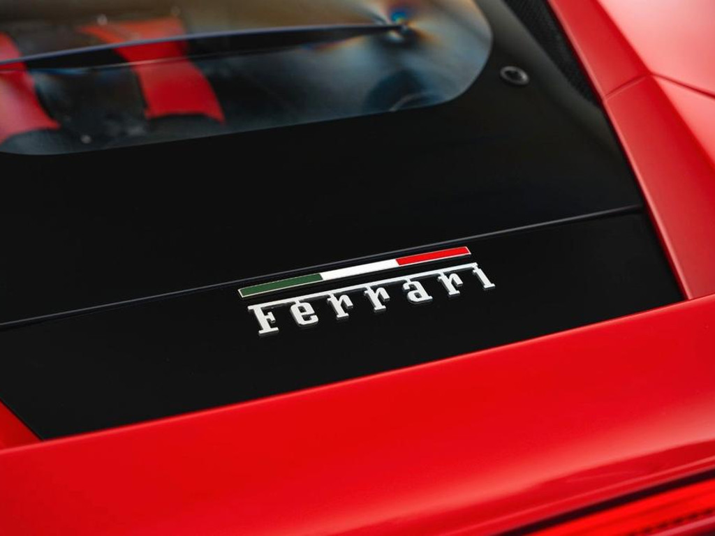 Ferrari F8