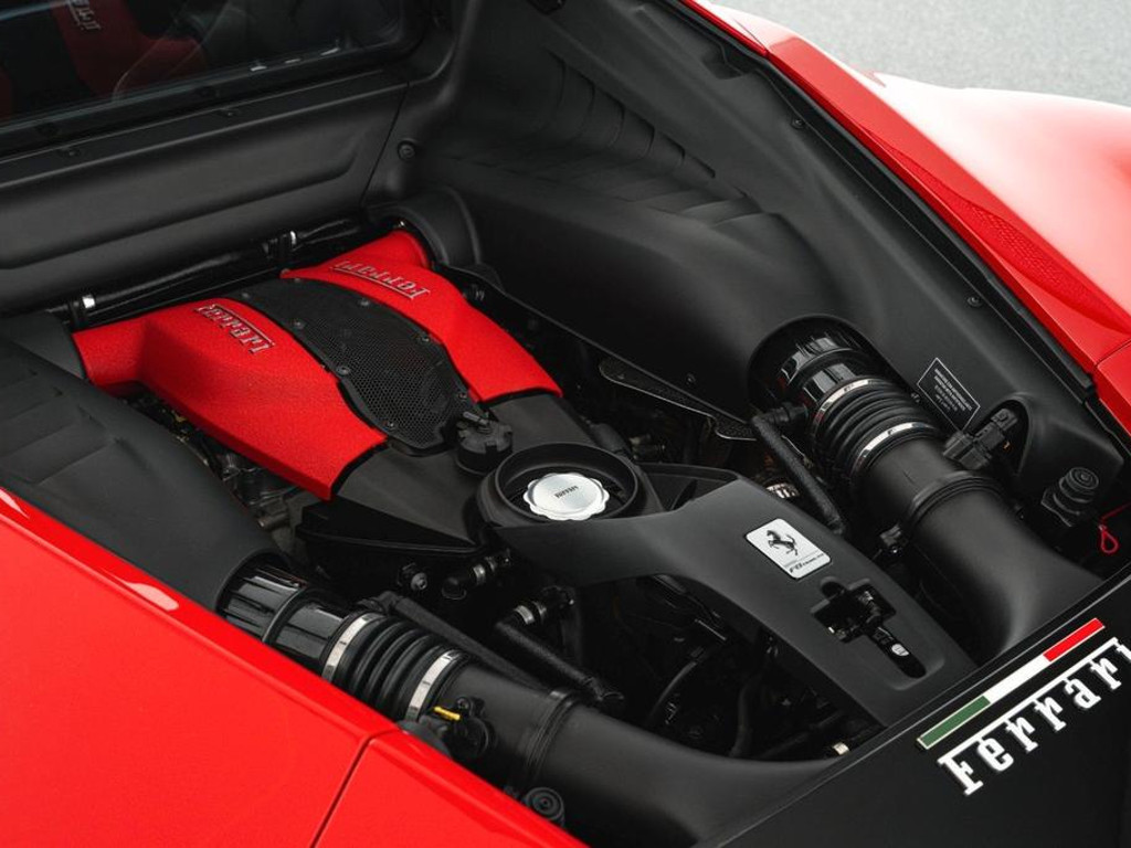 Ferrari F8