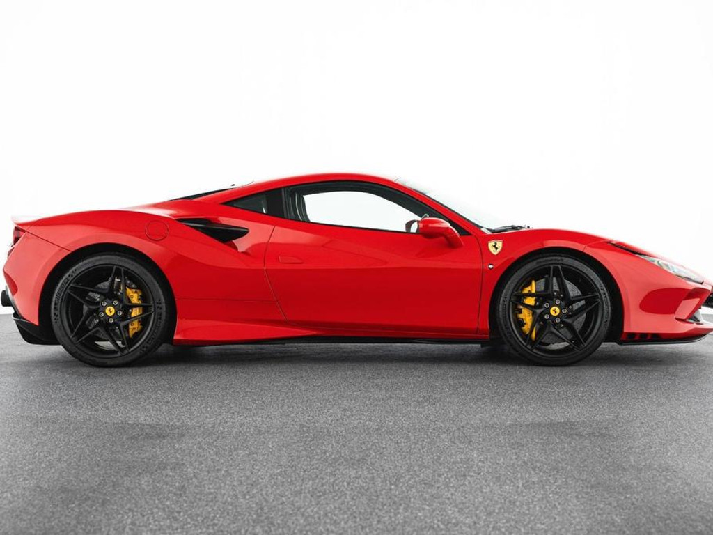 Ferrari F8