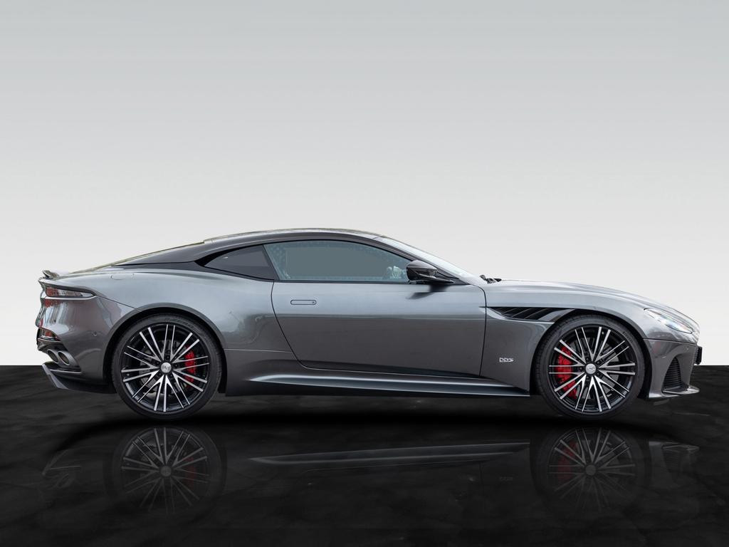 Aston Martin DBS