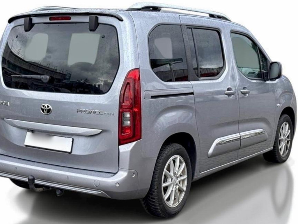 Toyota Proace (Verso)