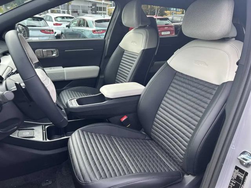 Kia EV4