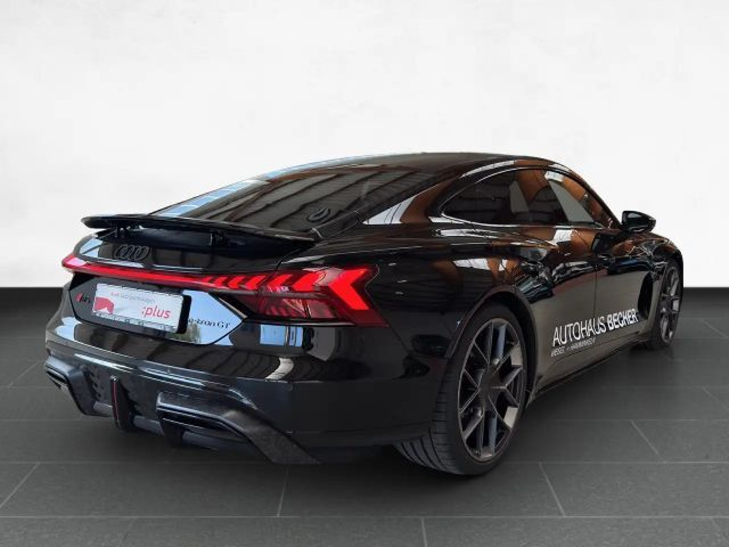 Audi RS e-tron GT