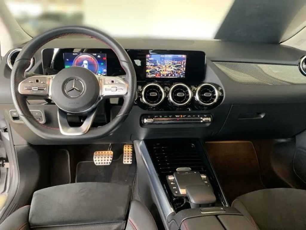 Mercedes-Benz B-Klasse B 250 AMG Line B 250 e