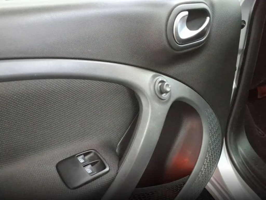 Smart EQ forfour