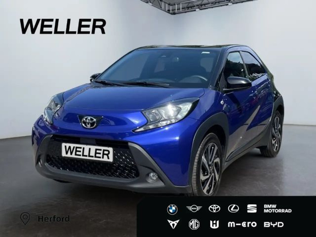 Toyota Aygo X Bi-Tone Hatchback