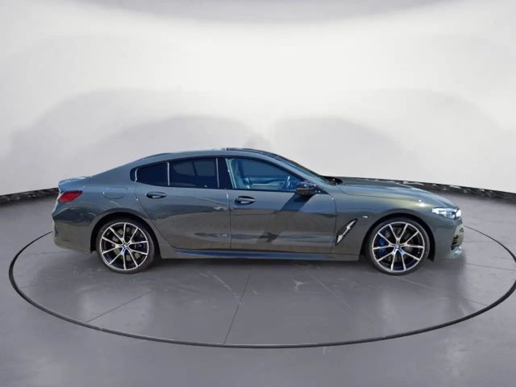 BMW M850